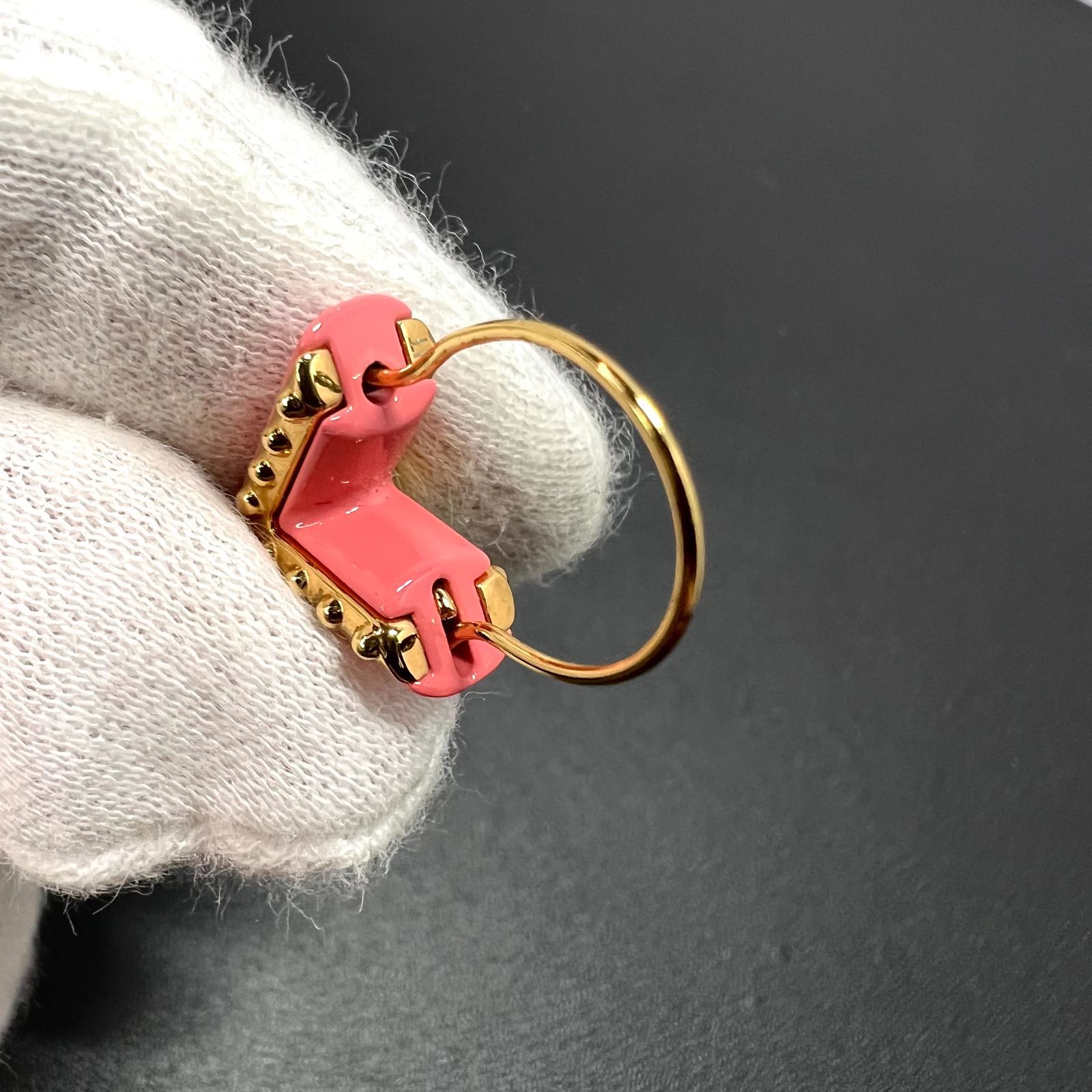 ルイヴィトン LOUIS VUITTON 片耳 ピアス LOUIS VUITTON／ルイヴィトン M63187 エッセンシャルV フープ