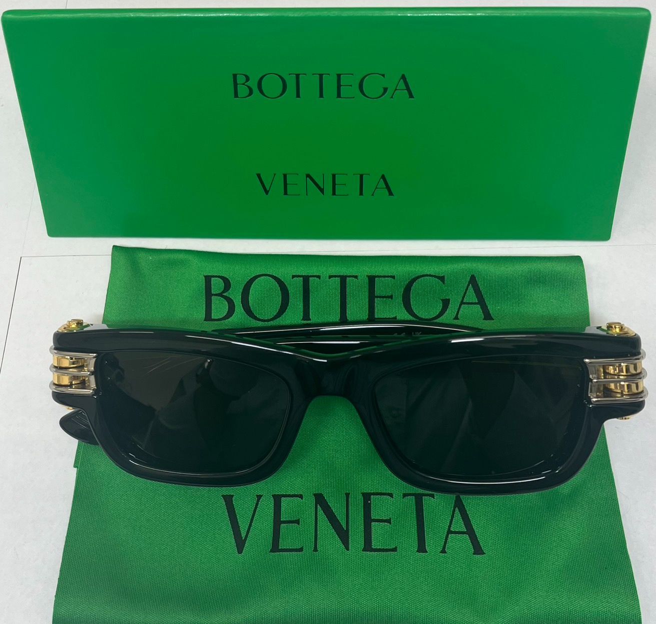 平野紫耀さん使用モデル】BOTTEGA VENETA ボルトスクエア