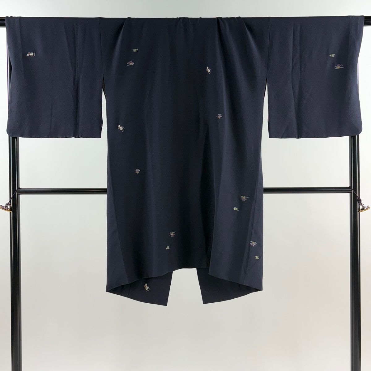 道中着 身丈101.5cm 裄丈69cm L 和装コート 着物衿 瓢箪 観世水 刺繍 金糸 墨色 正絹 名品