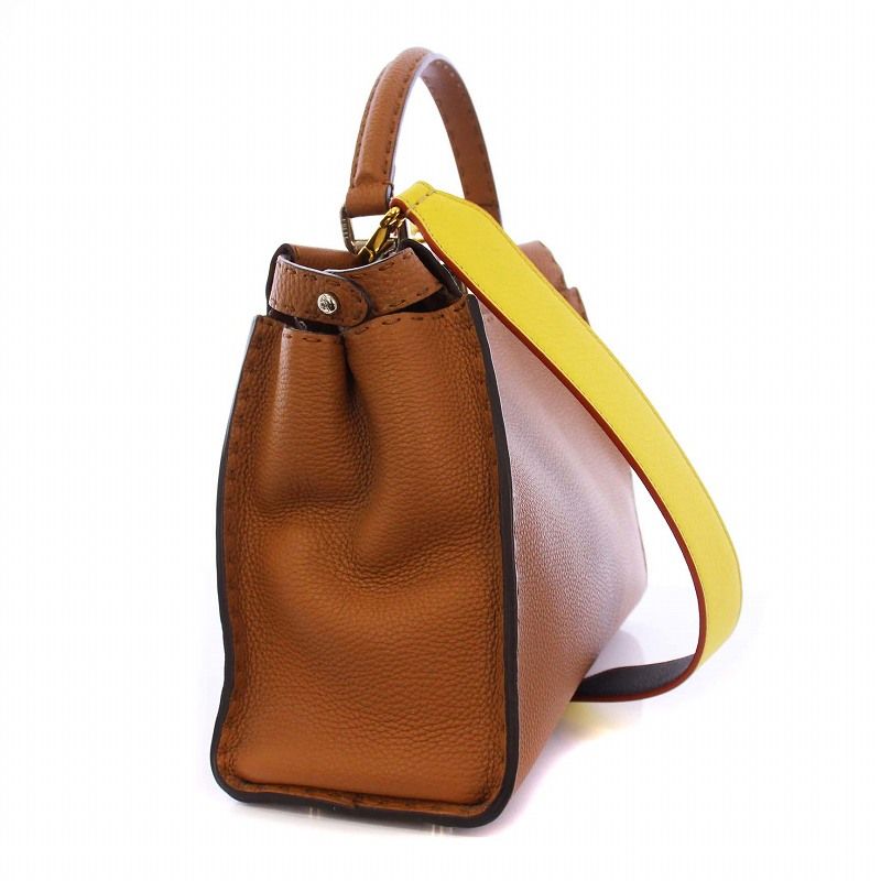 FENDI 2WAYバッグ セレリア レザー ピーカブー エッセンシャリー 茶 FENDI （未使用 展示品）フェンディ ピーカブー セレリア アイ