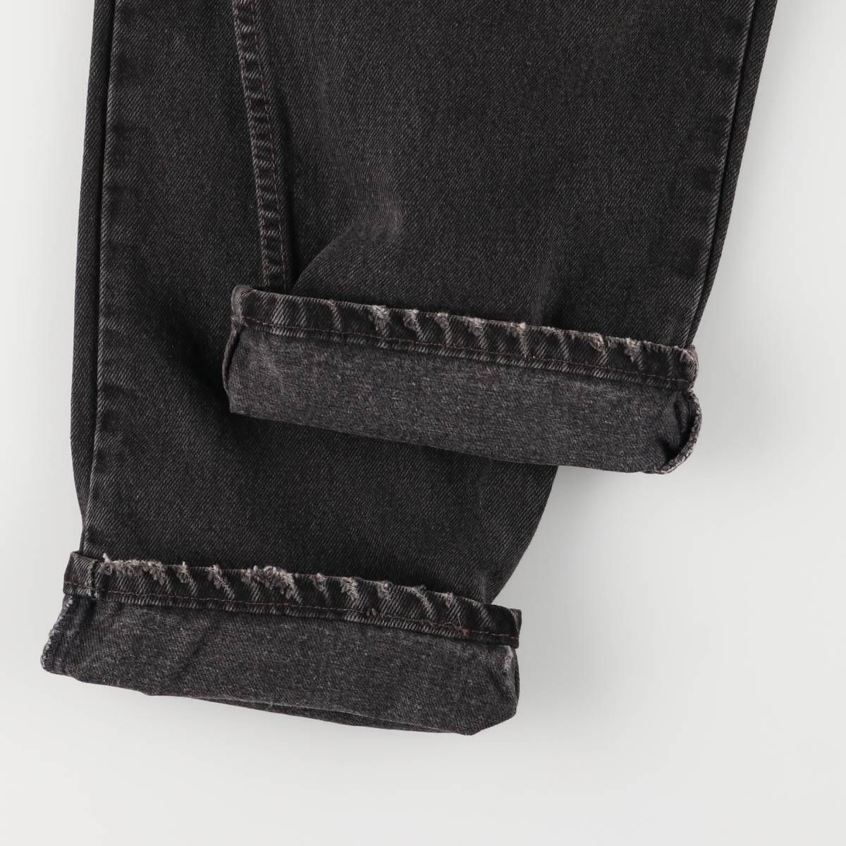 ブラックデニム テーパードデニムパンツ