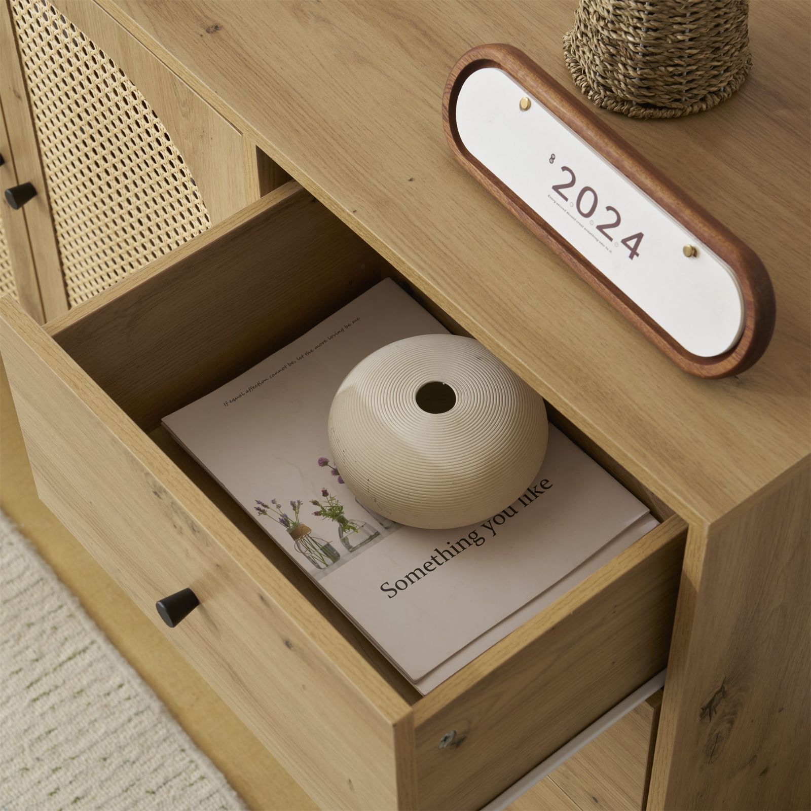 キャビネット リビング