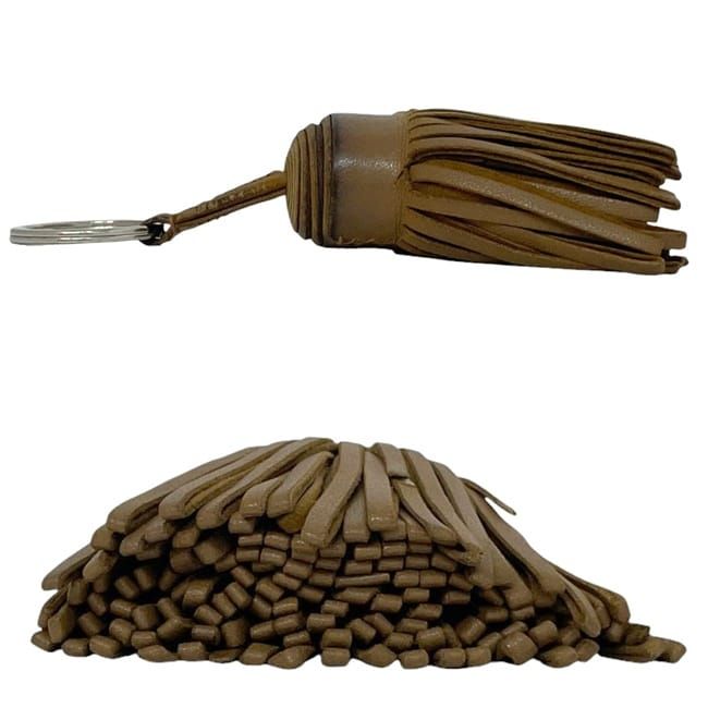 エルメス キーホルダー カルメン ブラウン チャーム レザー 中古 本革