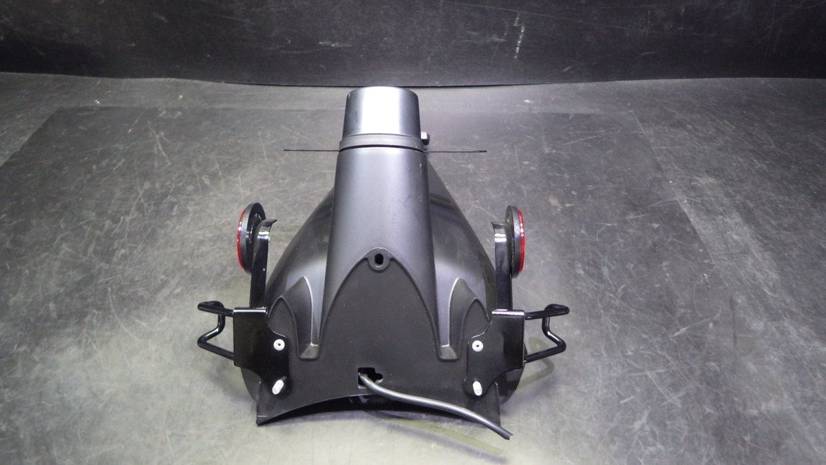 GSX-R1000専用COERCE RSリアフェンダー、チェーンカバー ZZR1400⁄ZX