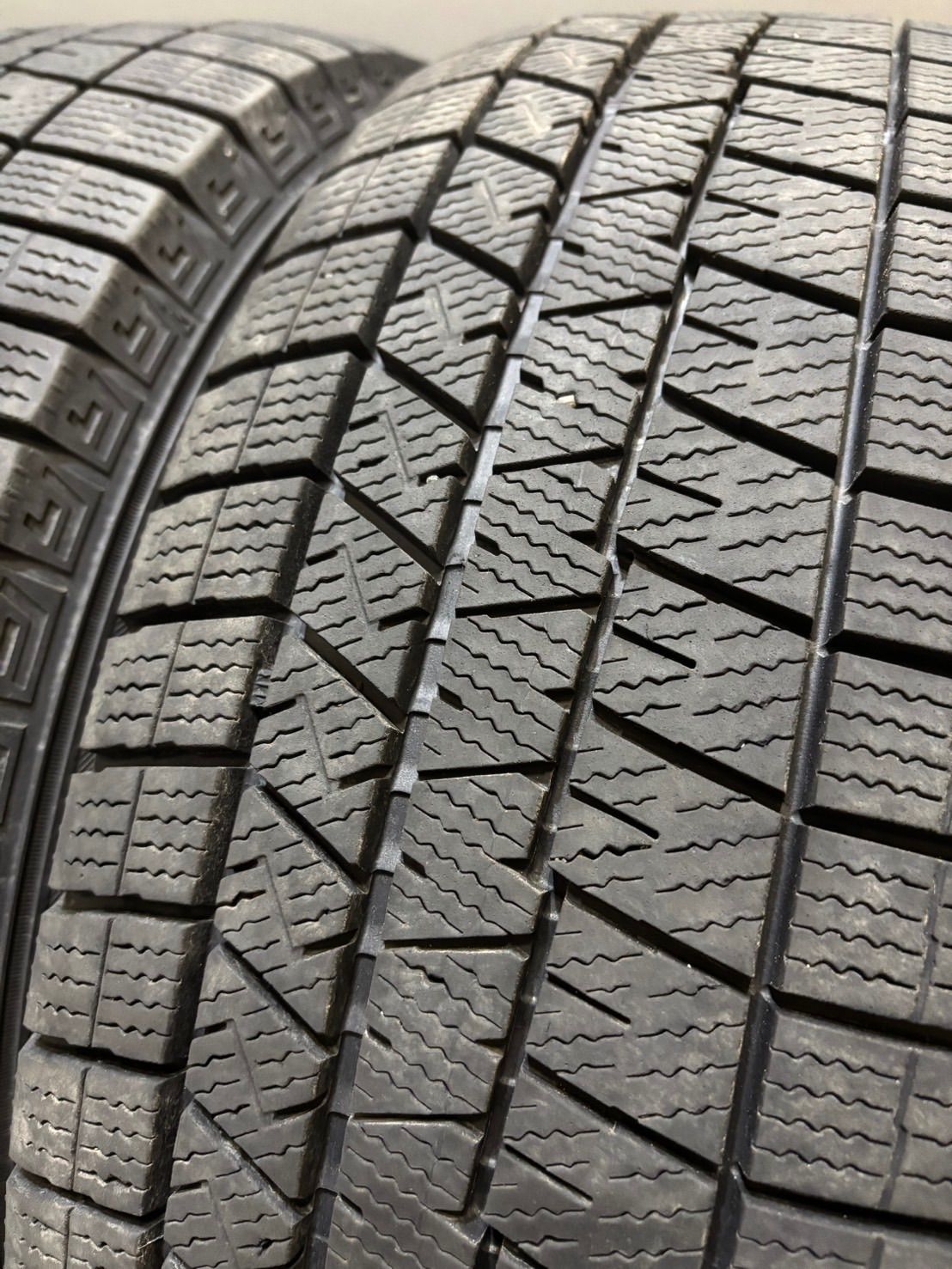 スタッドレス195/65r15 21年