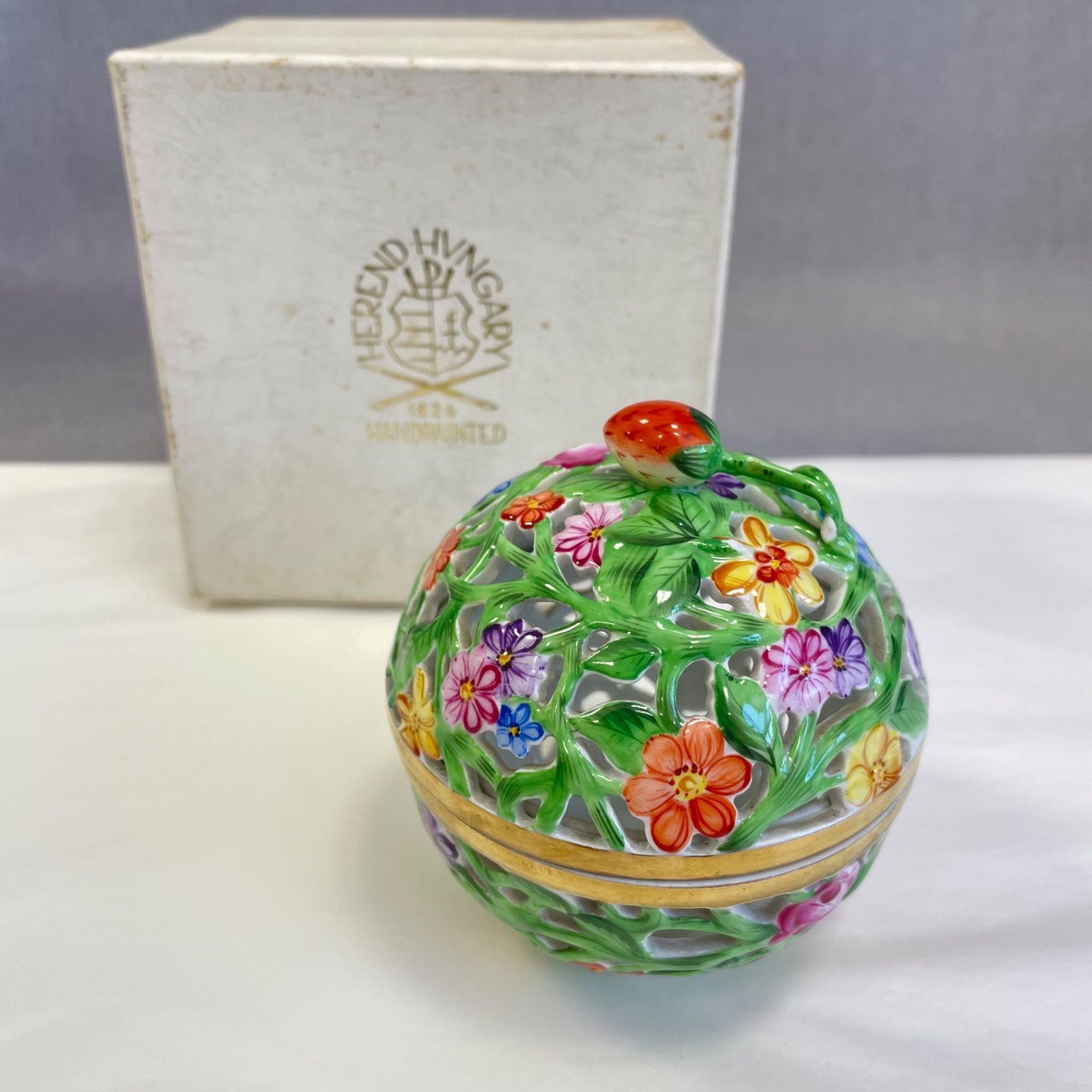 ヘレンド ボンボニエール オープンワーク 小物入れ 蓋付き 【公式通販】