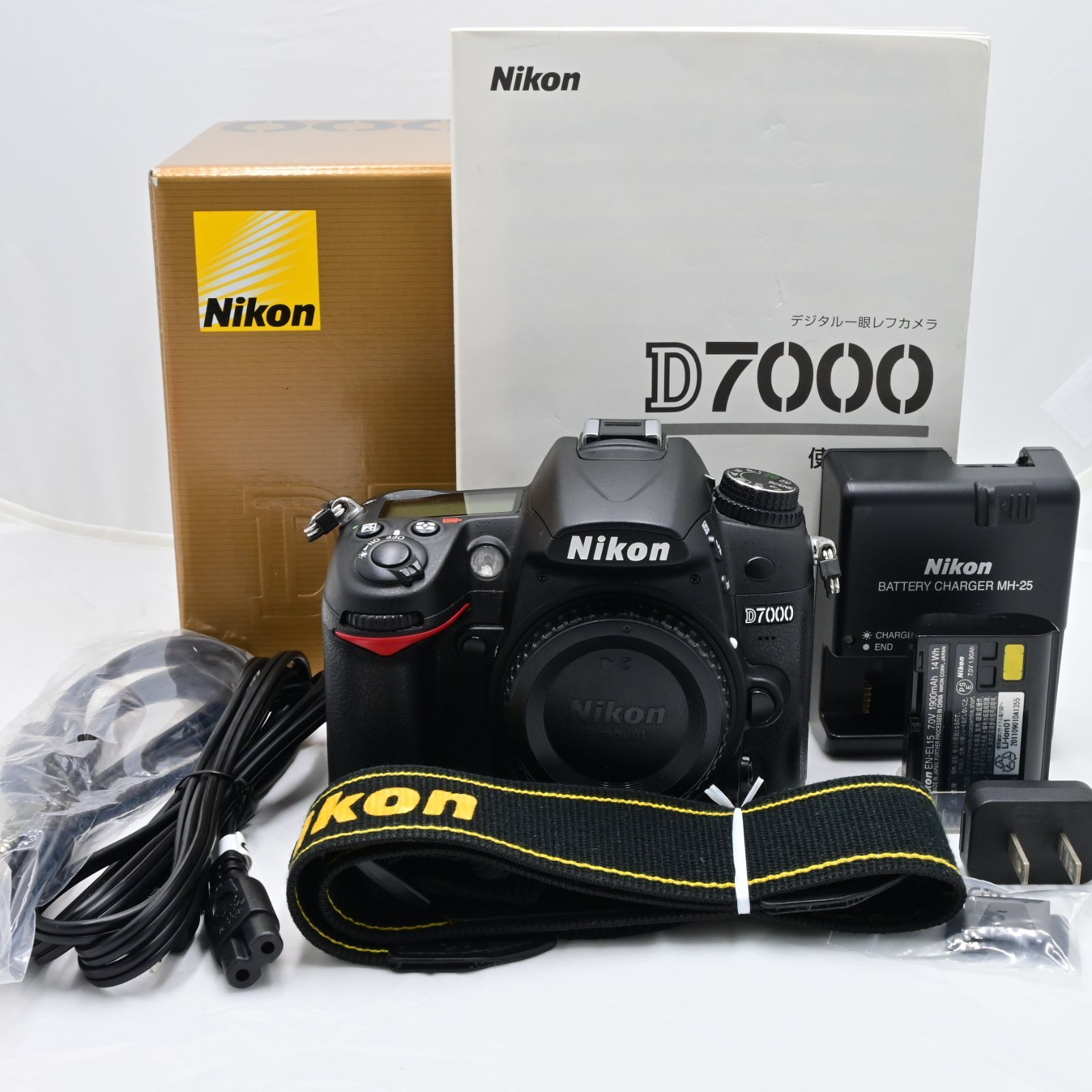 シャッター回数『5754』Nikon デジタル一眼レフカメラ D7000 ボディ