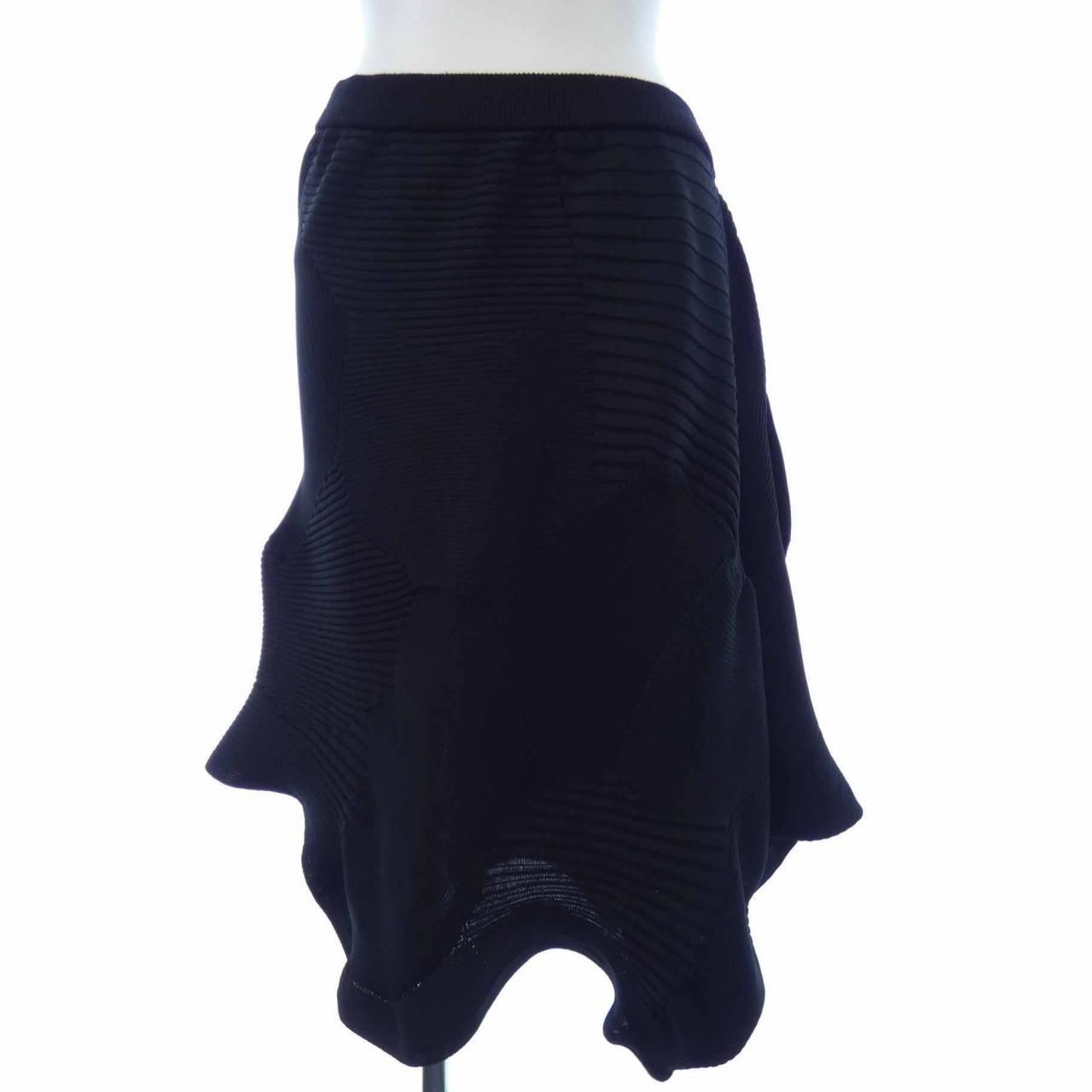 イッセイミヤケ ISSEY MIYAKE スカート - メルカリ