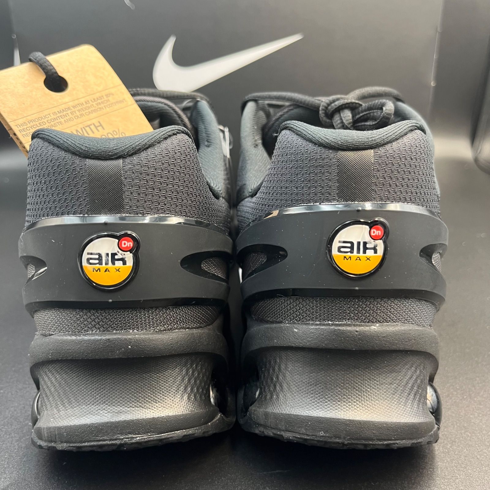 Nike Air Max ブラックスニーカー　27.5 新品 27.5cm Nike Air Max DN8 