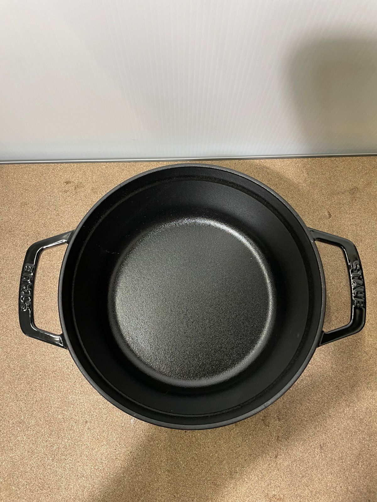 22cm シャイニーブラック