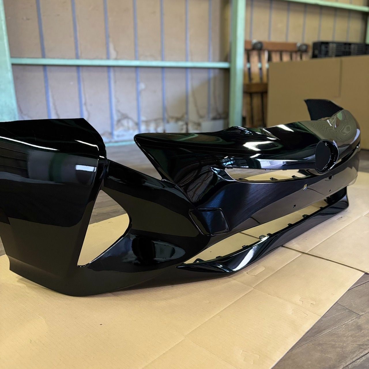 (5) ・50プリウス　社外前期フロントバンパーフェイス ブラック TOYOTA 50系プリウス/50プリウス前期 フロントバンパー/ブラック