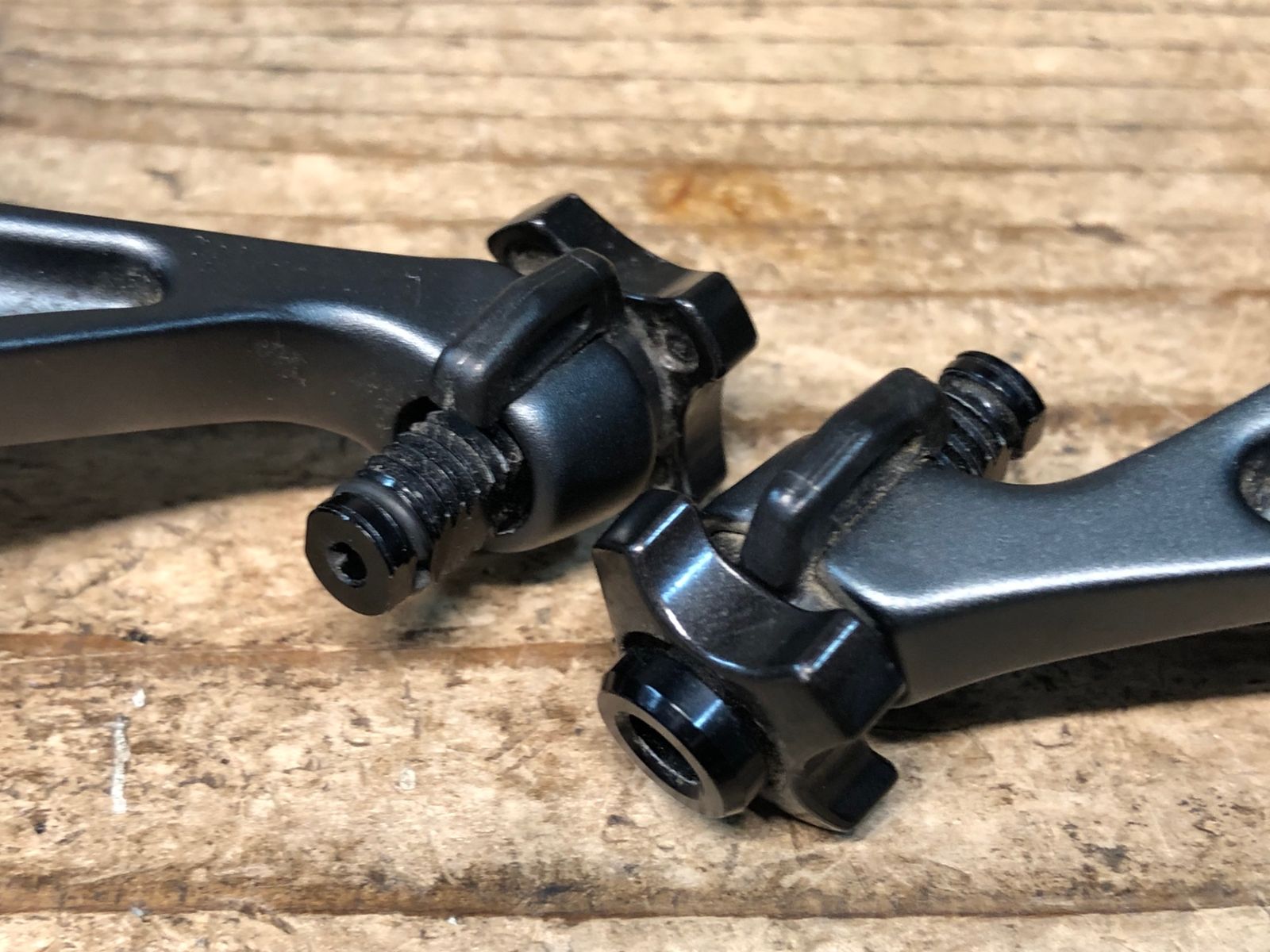 JI642 シマノ SHIMANO アルテグラ ULTEGRA BR-6700 キャリパー