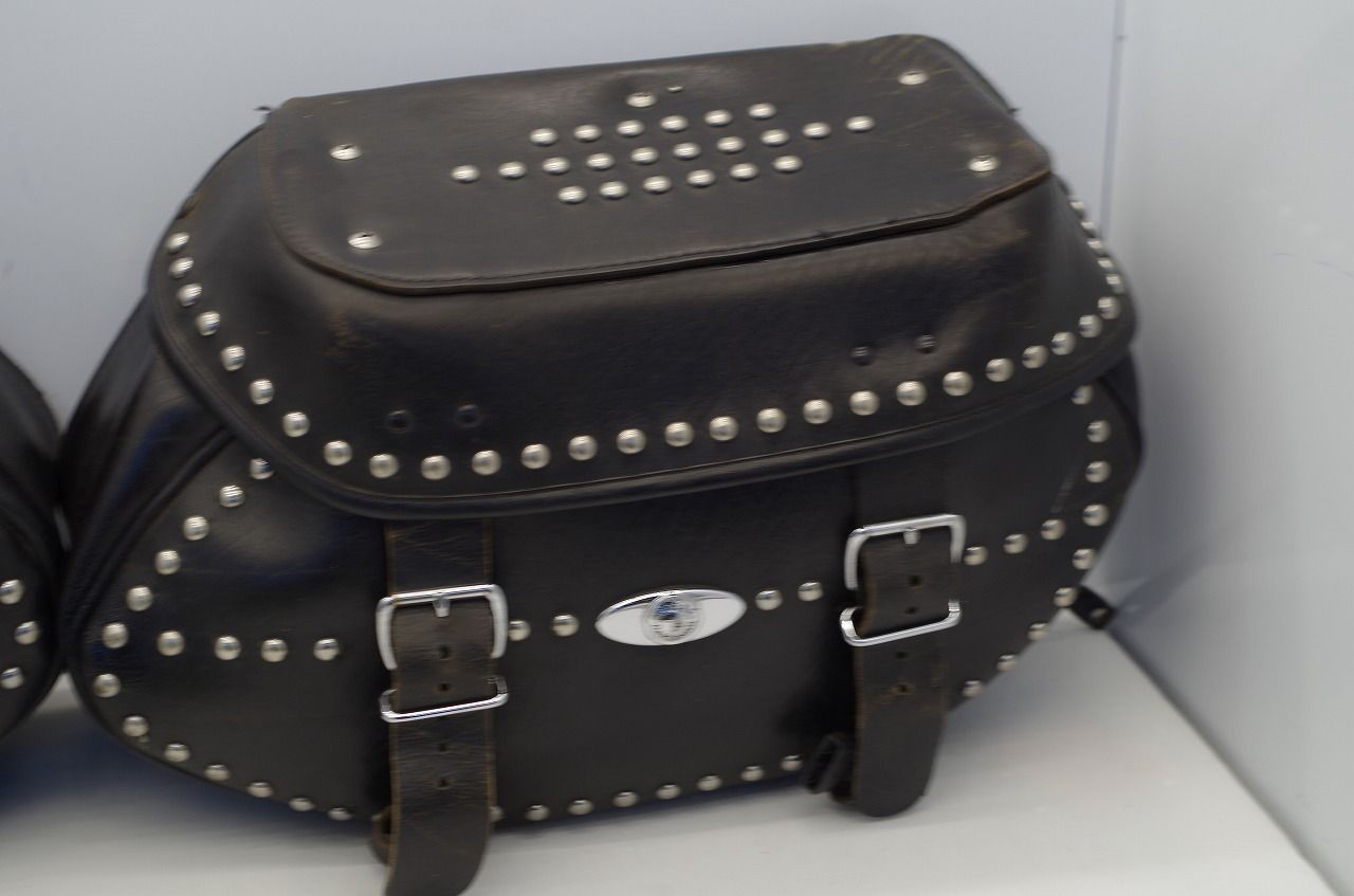 ハーレー Harley Davidson ヘリテイジ 革パニア レザーサドルバッグ 左右 709102