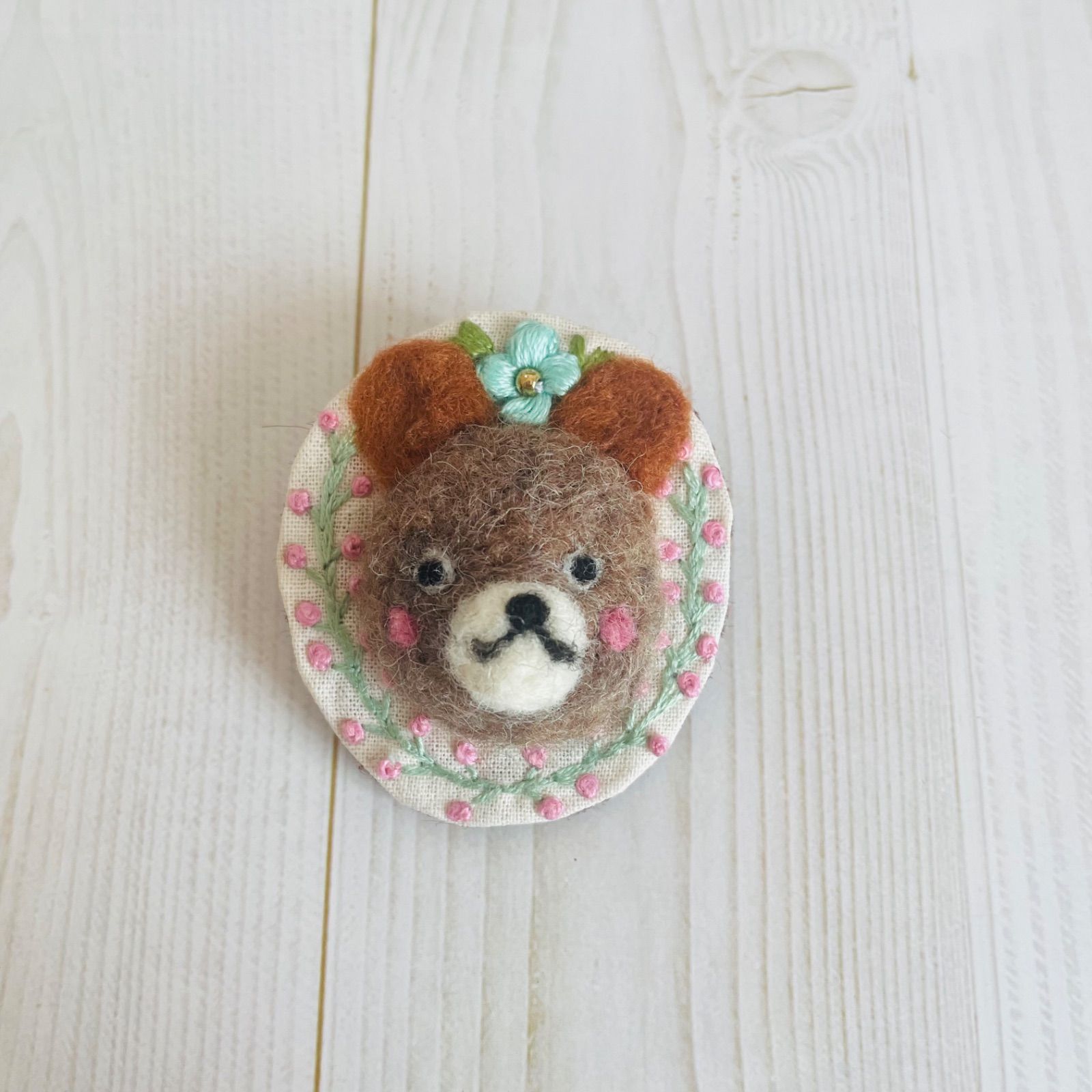くま　リンゴの羊毛フェルト　着ぐるみ　ブライス　アウトフィット　ハンドメイド くま リンゴの羊毛フェルト 着ぐるみ ブライス アウトフィット