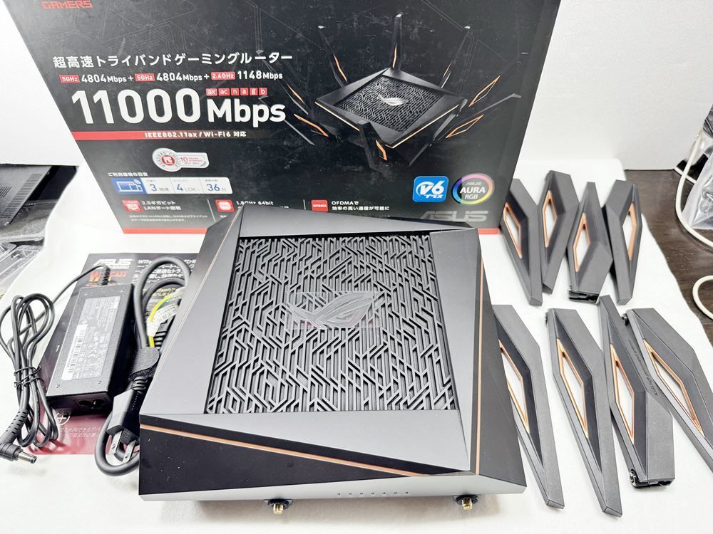 HY 新古品 ASUS ROG GT-AX11000 ゲーミングWi-Fiルーター トライバンド Wi-Fi6 11000Mbps対応 2.5Gポート AuraRGB搭載 高速低遅延ネットワーク 送料無料 一部地域を除く HY003