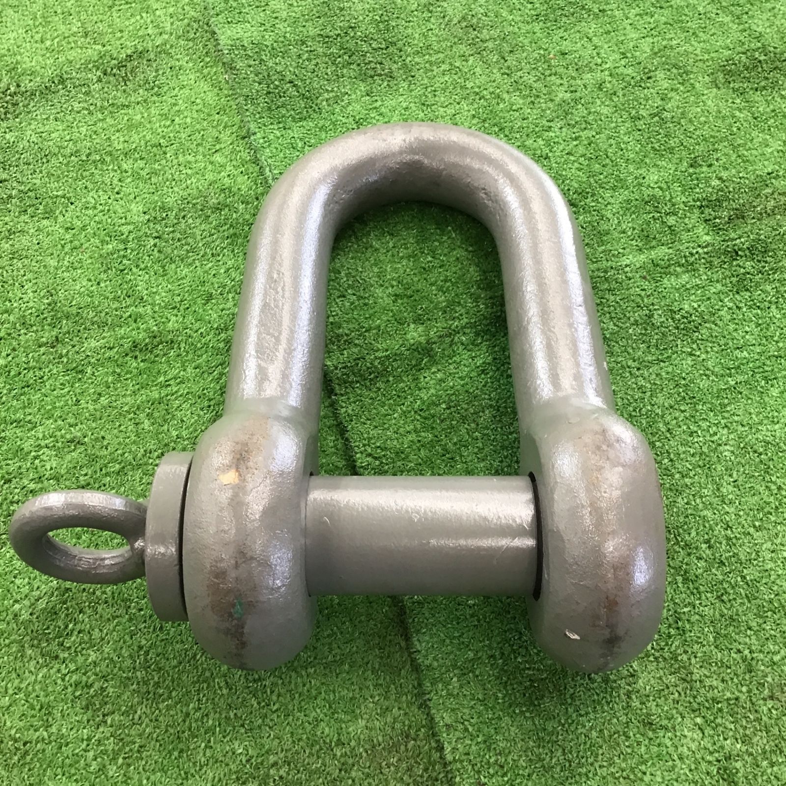 シャックル