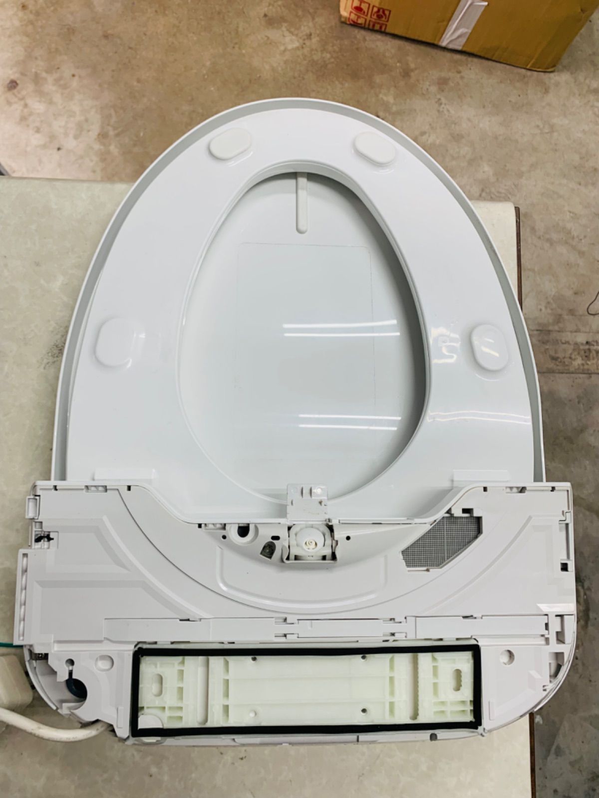 C93 TOTO 温水洗浄便座 TCF8HM43 - メルカリ