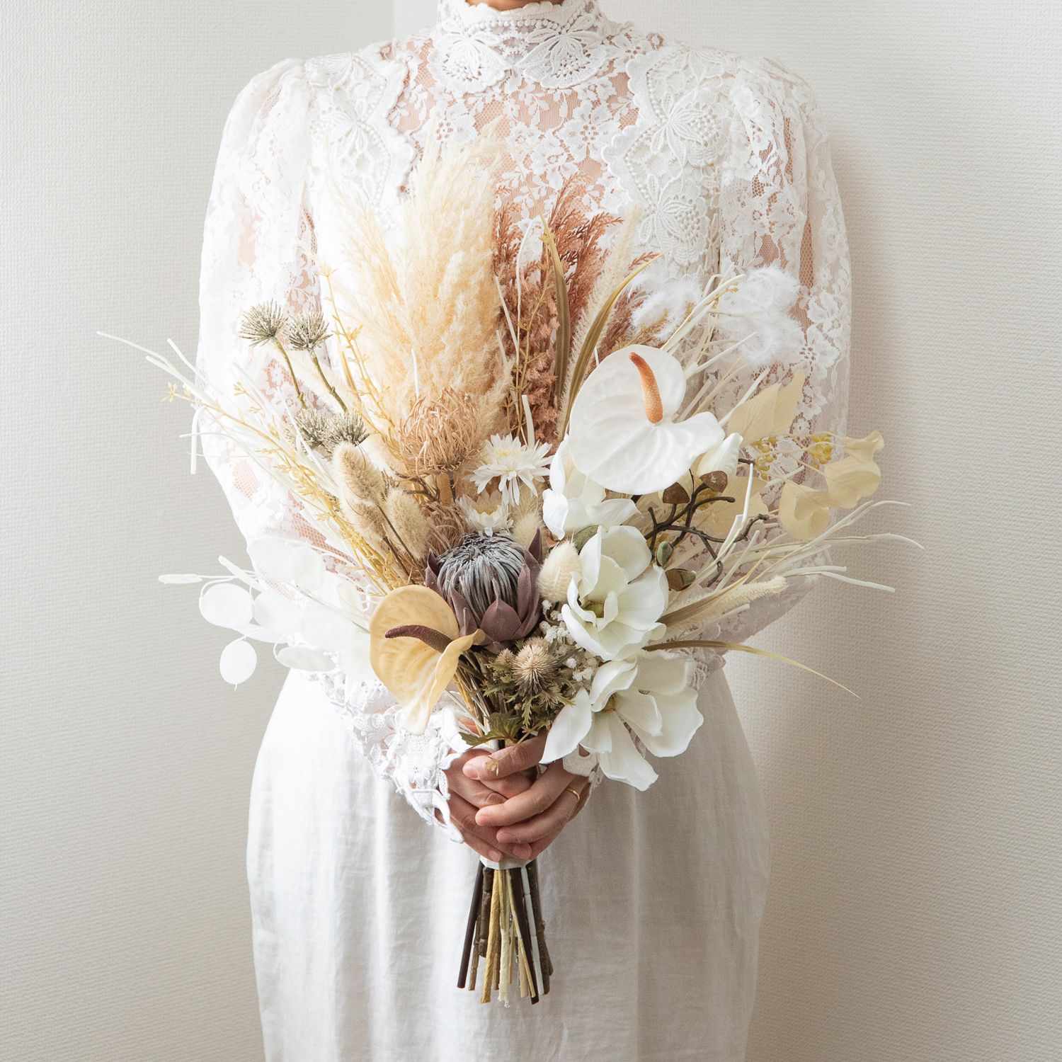 度ドライフラワー風ブーケ人気 No.1 BOHO ボーホー ウェディングブーケA＊和装前撮り 結婚式 フォトウェディングの白無垢 色打掛＊マグノリア 白木蓮 パンパスグラス ユーカリ