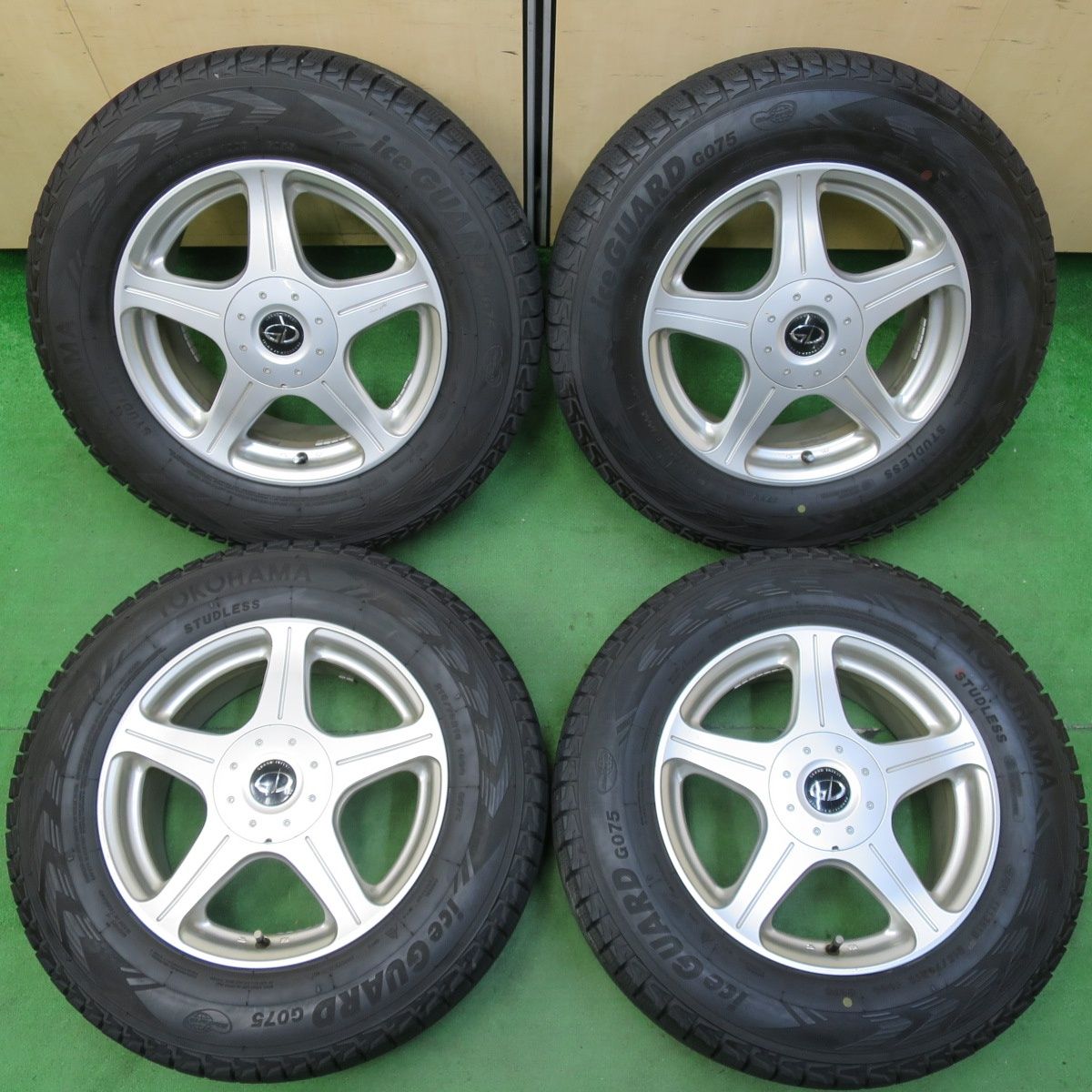 送料無料* 4本価格☆スタッドレス 215/70R16 ヨコハマ アイスガード G075 KOSEI 光生 16インチ PCD100 114.3/5H  マルチ☆4091106イス - メルカリ