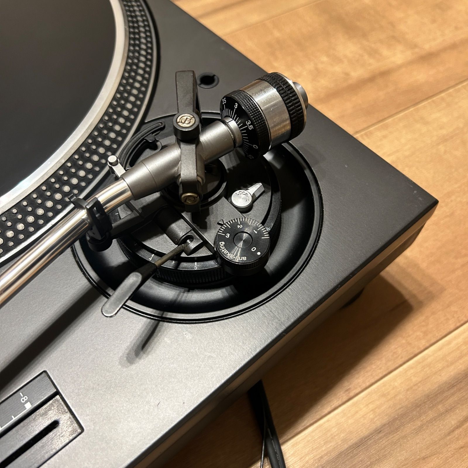 SL1200