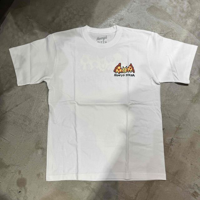 最終値下げ Henry's Pizza ヘンリーズピザ TEE XLサイズ Henry's Pizza S/S Tee XLサイズ ホワイト ヘンリーズピザ Verdy