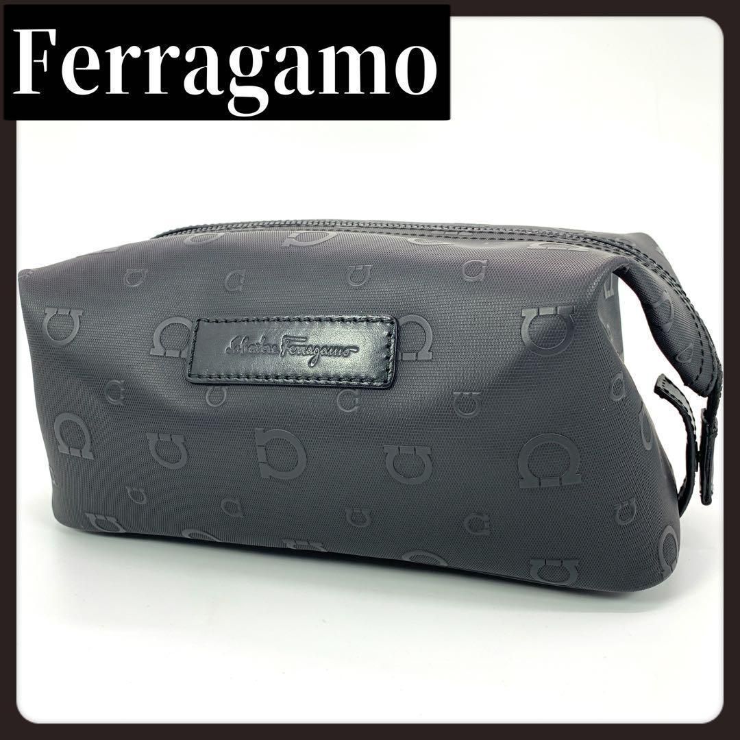 ♥ Ferragamo フェラガモ ガンチーニ セカンドバッグ ブラック