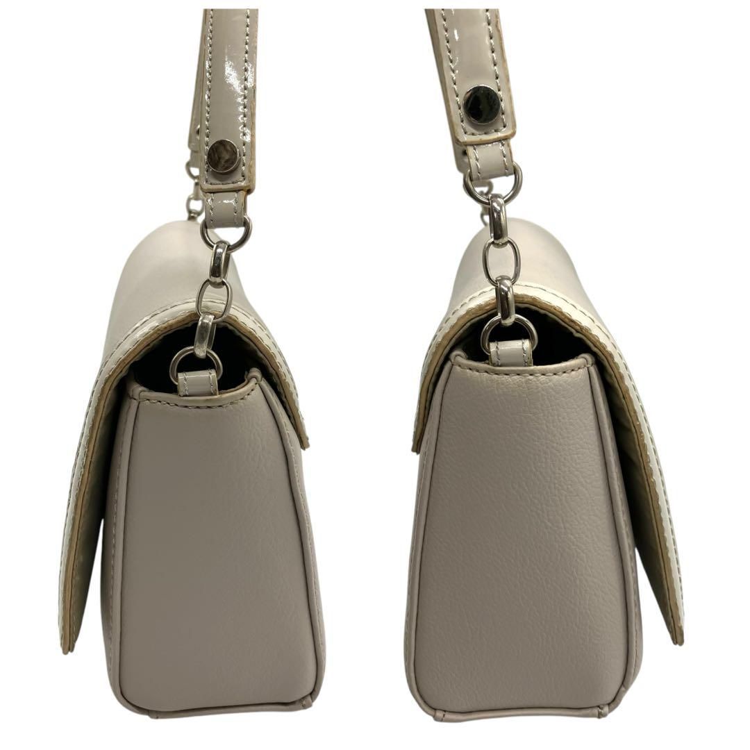 良品 1956 Courreges ワンショルダーバッグ レザー グレー - メルカリ 