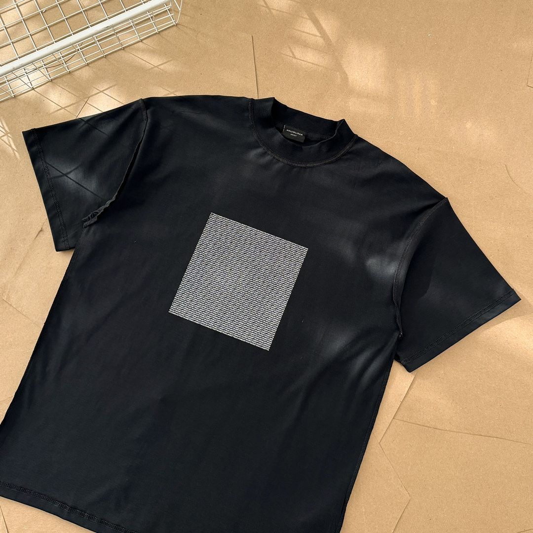 oakley × piet ソフトウェア フレーム Tシャツ 日本未発売品 M|mercariメルカリ官方指定廠商|Bibian比比昂代買代購