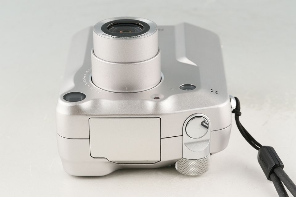 6800 Zoom
