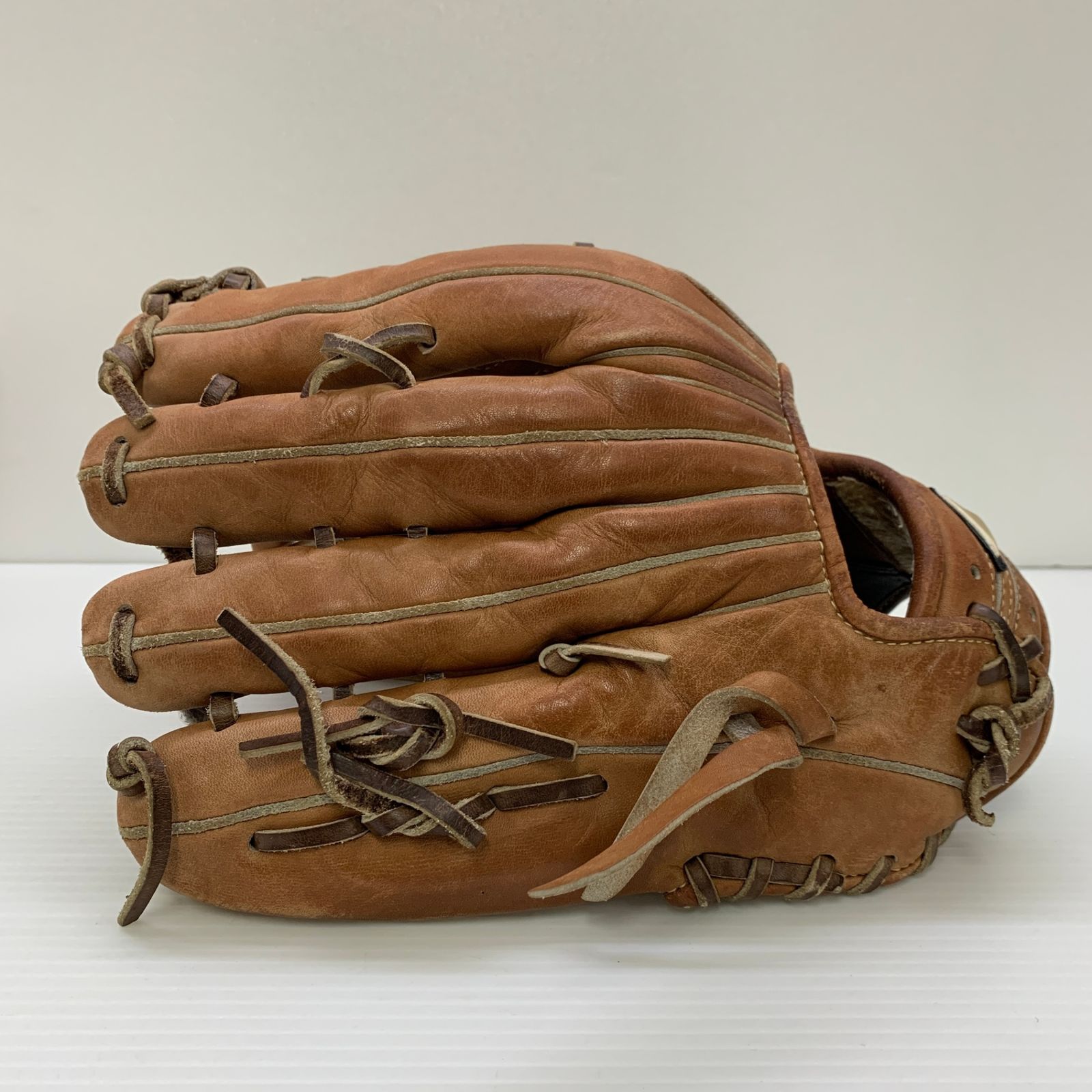 ミズノ グローバルエリートの軟式用グローブ中古 ミズノ MIZUNO グローバルエリート 軟式 大人 一般 外野手用