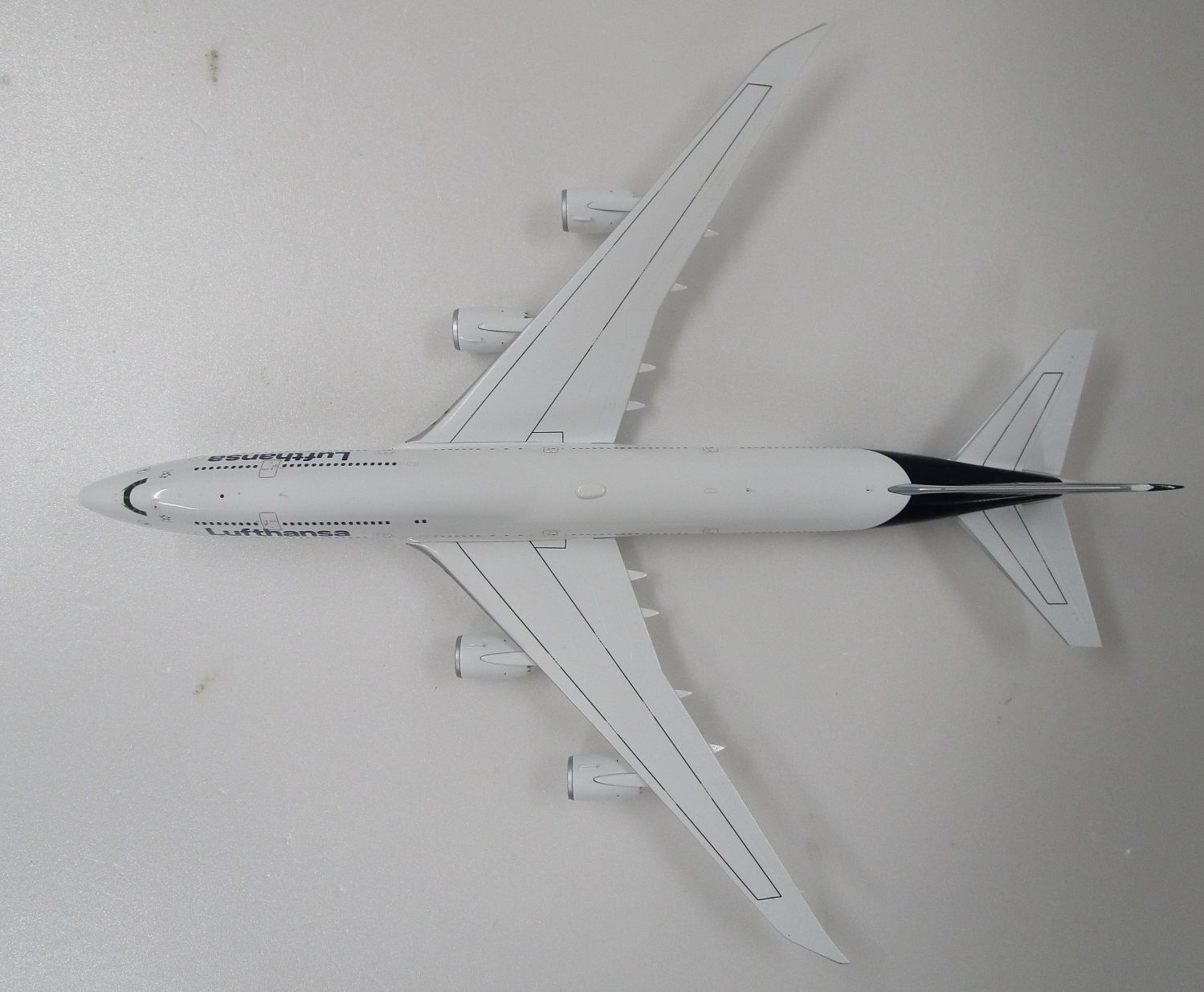 美品 B747-8i ルフトハンザドイツ航空 D-ABYC 1/200 お取り寄せ商品】1/200 747-8 ルフトハンザドイツ航空 D-ABYR
