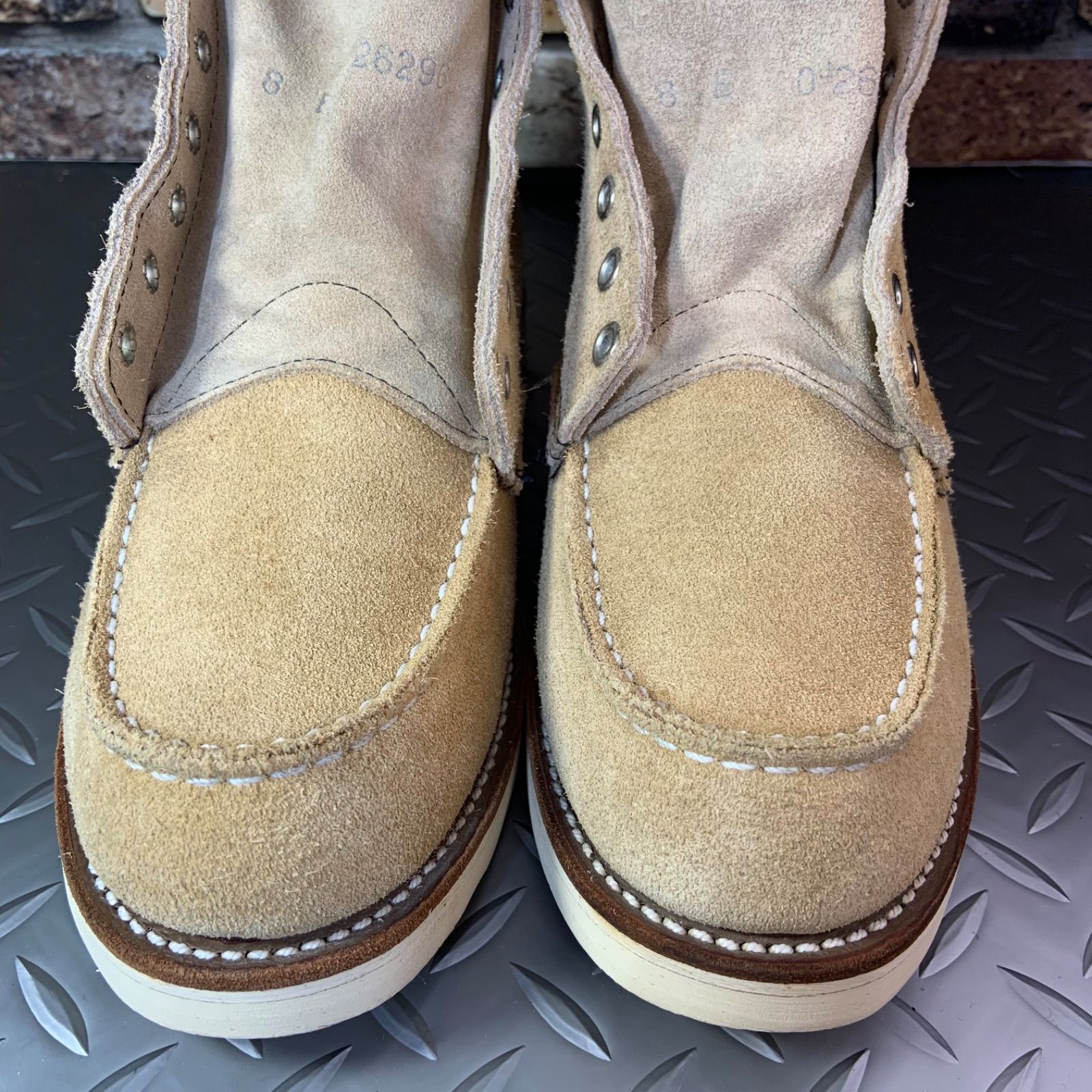 ☆REDWING 8173 刺繍羽タグ US8E JP26㎝ (24K10-8173-8) レッド