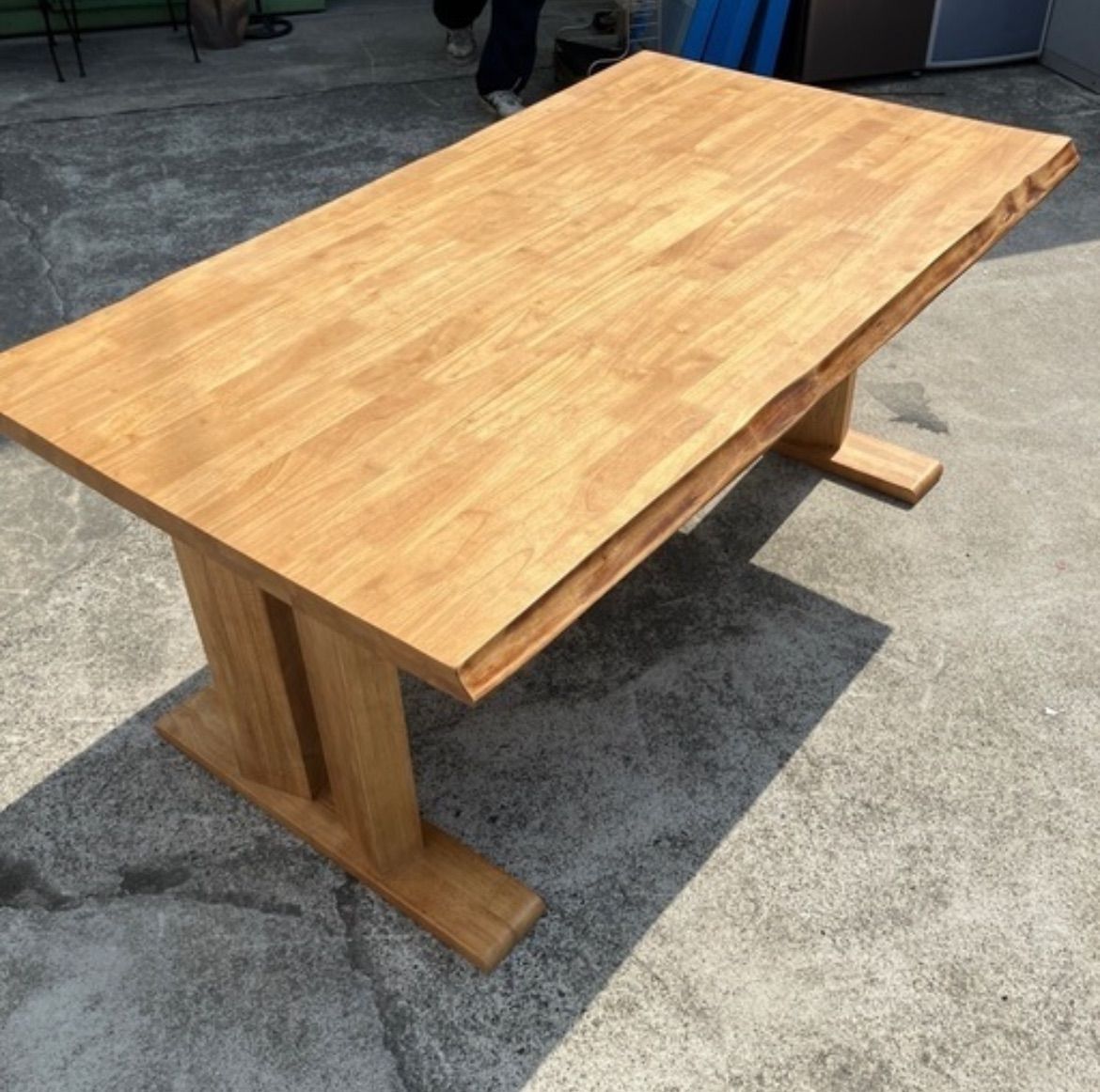 鉄】 ? 【美品】ダイニングテーブル 机 天然木 ウッド 木製 テーブルのみ