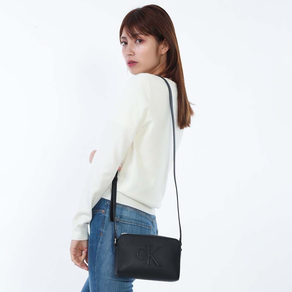 カルバンクラインジーンズ ショルダーバッグ LV04G3030G UB1 Calvin Klein Jeans カルバンクライン ジーンズ サコッシュ ミニ