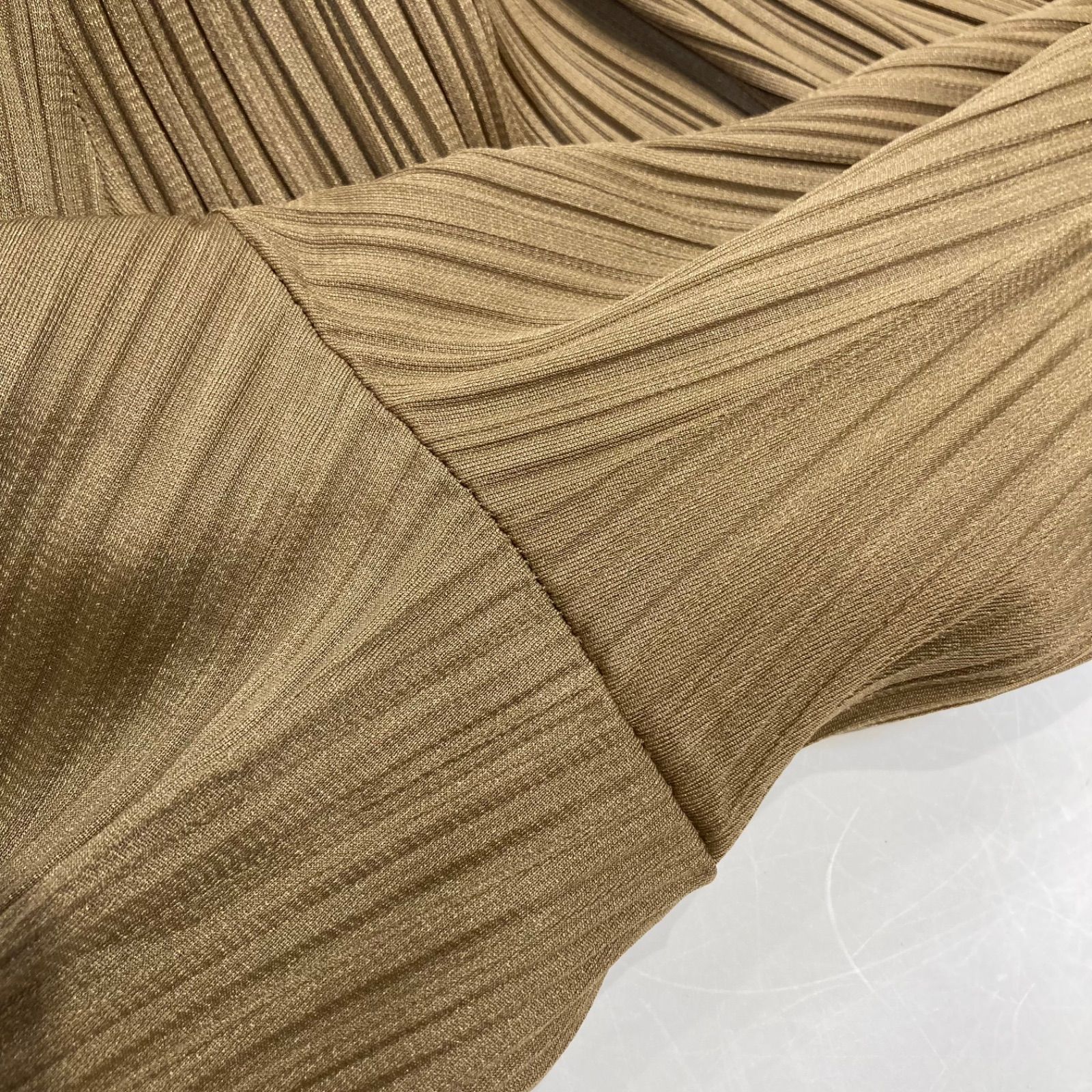 ISSEY MIYAKE PLEATS PLEASE イッセイミヤケ プリーツプリーズ パンツ 