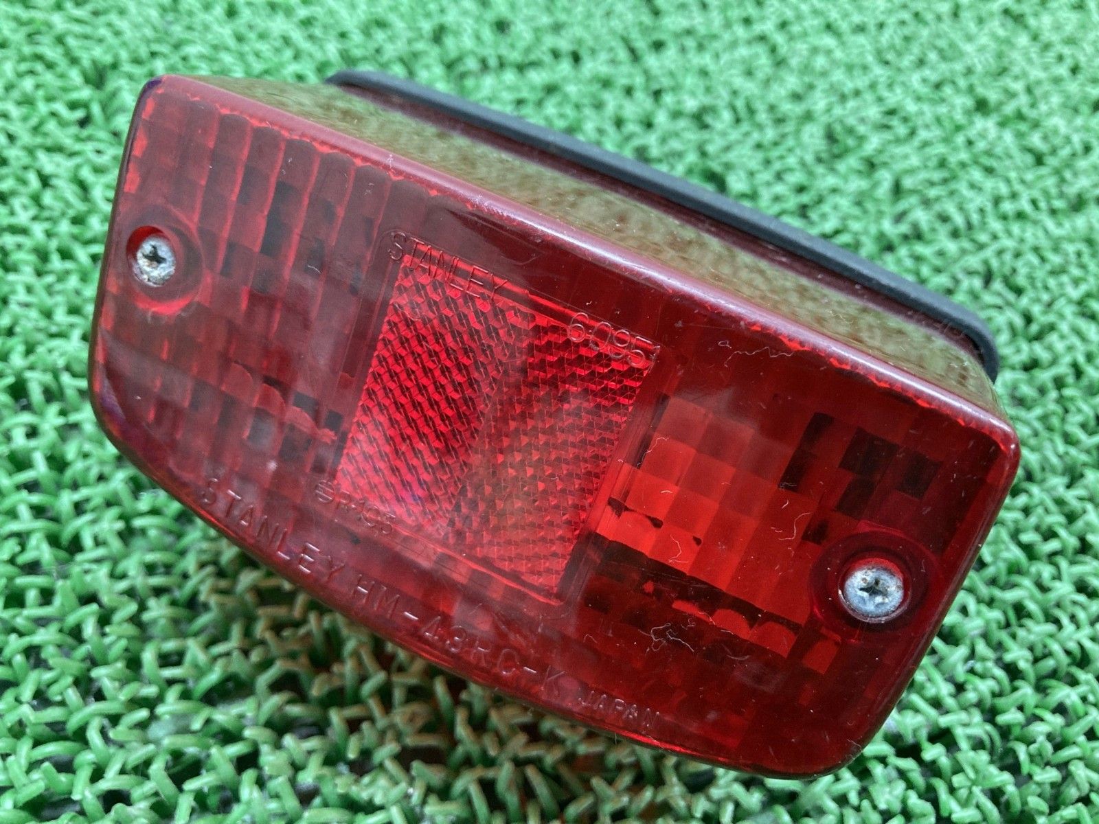 GSX1400 SUZUKI 純正 テールランプ テールレンズ ブレーキランプ