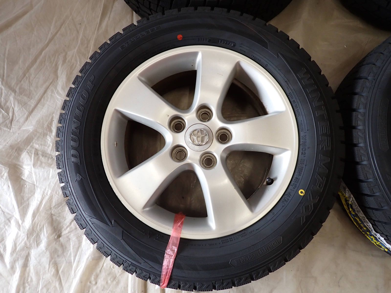 WM02 トヨタ純正アルミ