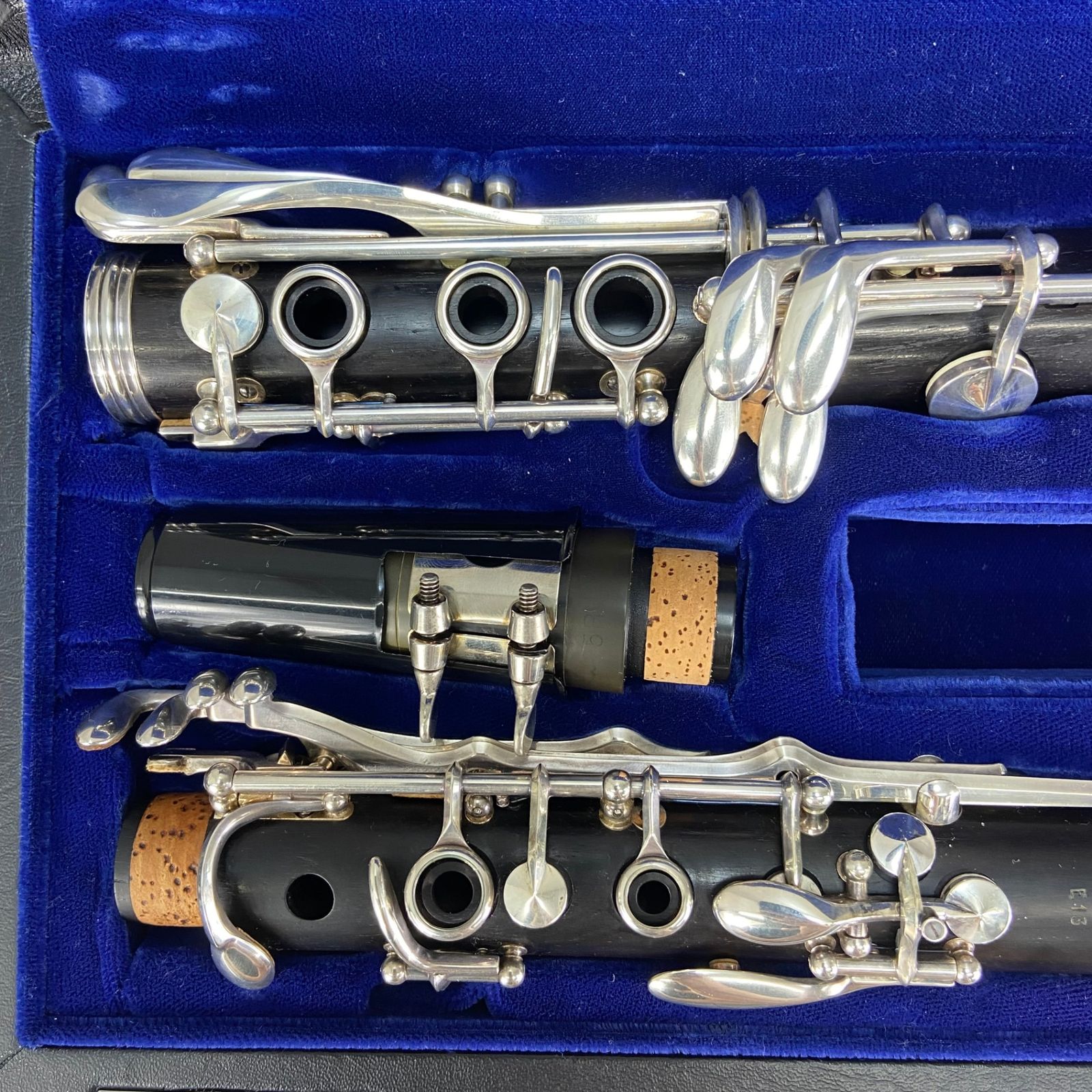 ビュッフェクランポンB♭クラリネット E-13グラナディラハードケース