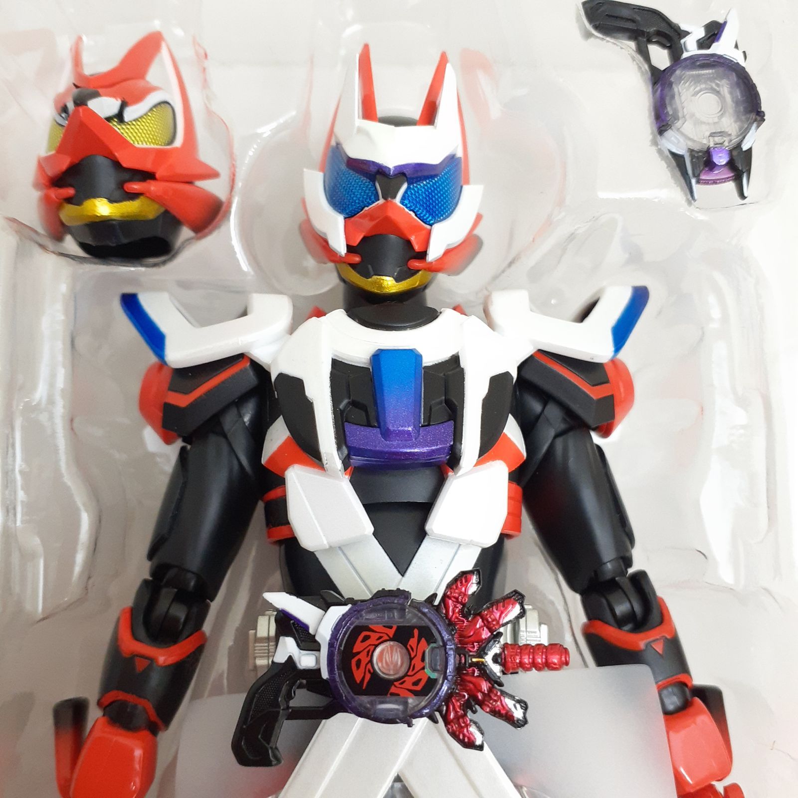 輸送箱あり　SHFiguarts 仮面ライダーギーツ レーザーブーストフォーム レビュー】S.H.Figuarts 仮面ライダーギーツ レーザーブースト