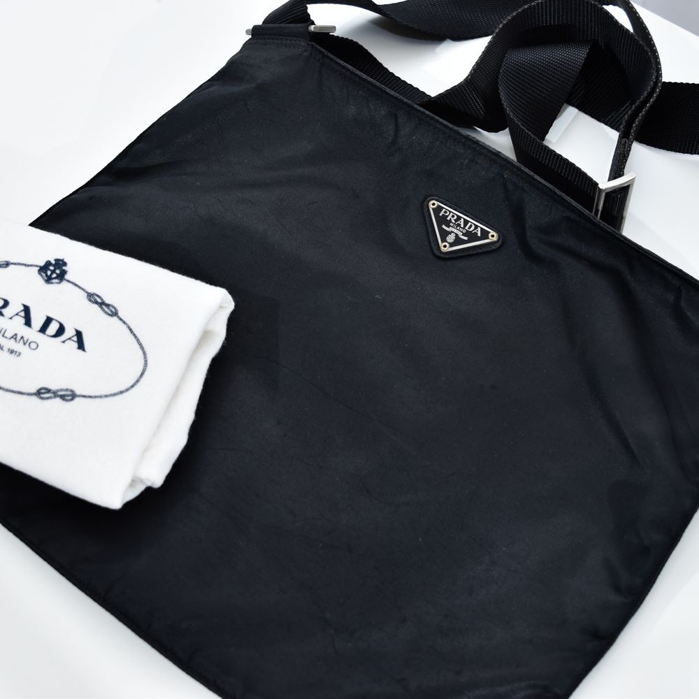 中古USED PRADA ショルダーバッグ ナイロン BT0173 ロゴ 33010 中古USED PRADA ショルダーバッグ ナイロン ロゴ ブラック 30010