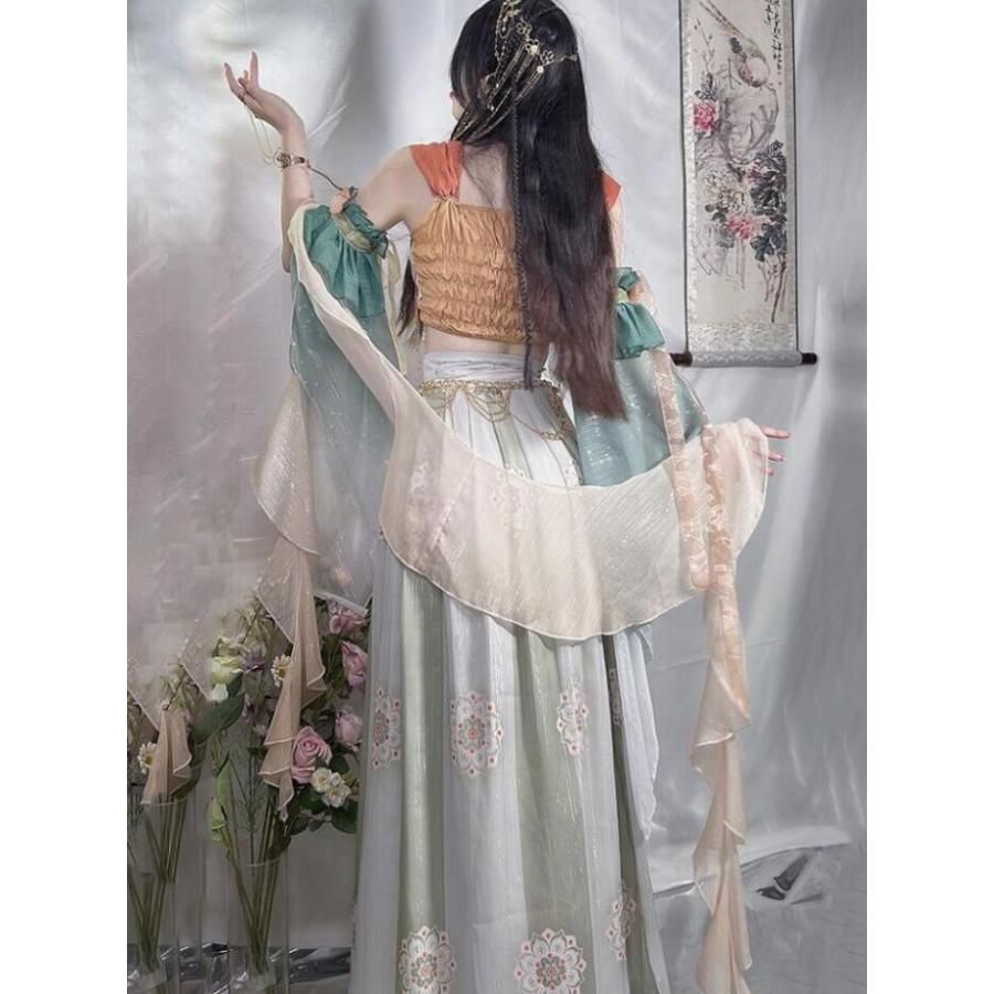 新商品が続々！ 中華風アラビアン漢服 豪華古典宮廷舞踊衣裳 演目ダンス衣裳 異国風情トップス ロングスカート 19 20点セットアップ レディース敦煌飛天 ご購入はこちらから。