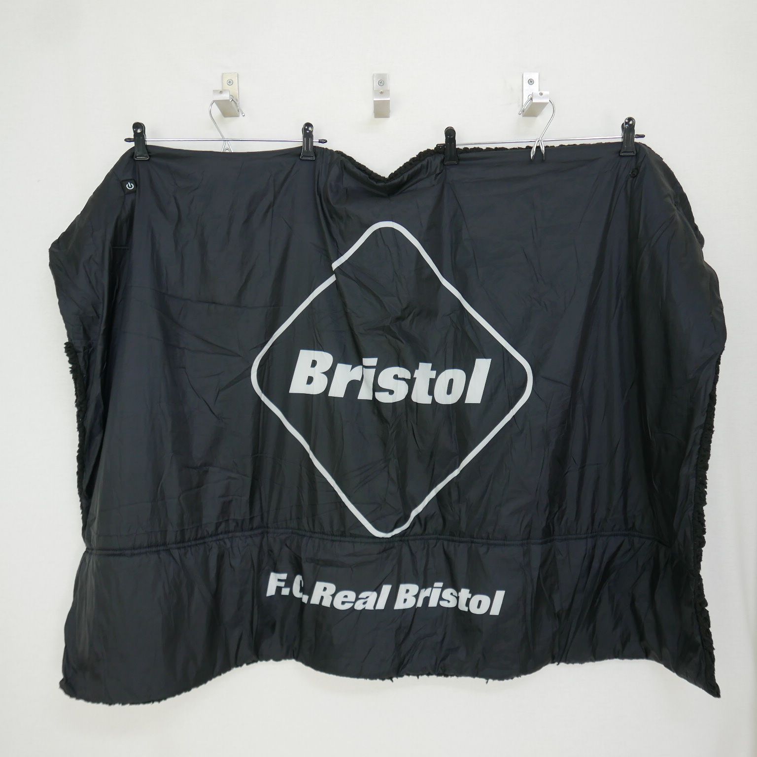 23AW F.C.Real Bristol エフシーレアルブリストル ELECTRIC TEAM BLANKET USB 電気ブランケット BLACK  FCRB-232112 - メルカリ