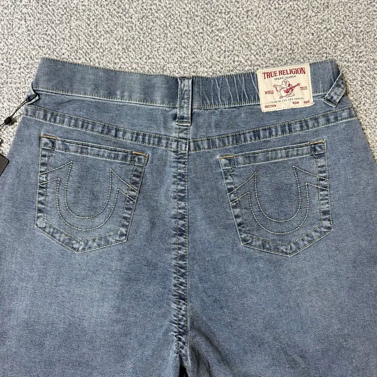 新品 TRUE RELIGION(トゥルーレリジョン) ハーフパンツ 32