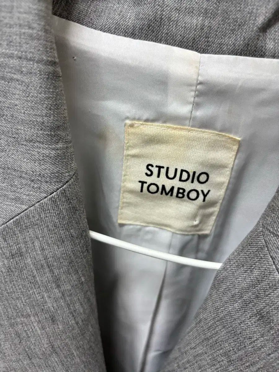 STUDIO TOMBOY