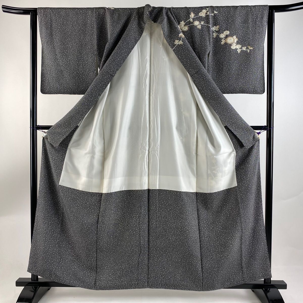 訪問着 身丈159.5cm 裄丈64cm 正絹 美品 秀品 【中古】 訪問着 身丈159.5cm 裄丈64cm M 袷 菊 梅 金彩 黒 正絹 美品 秀品