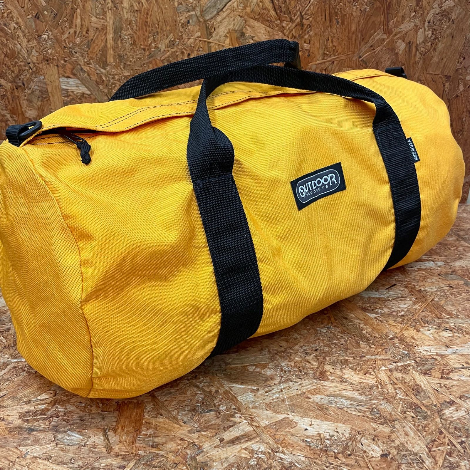 USA製 OUTDOOR ボストンバッグ イエロー アウトドア ドラムバッグ カバン 鞄 バッグUSED ユーズド 古着 MADE IN USA