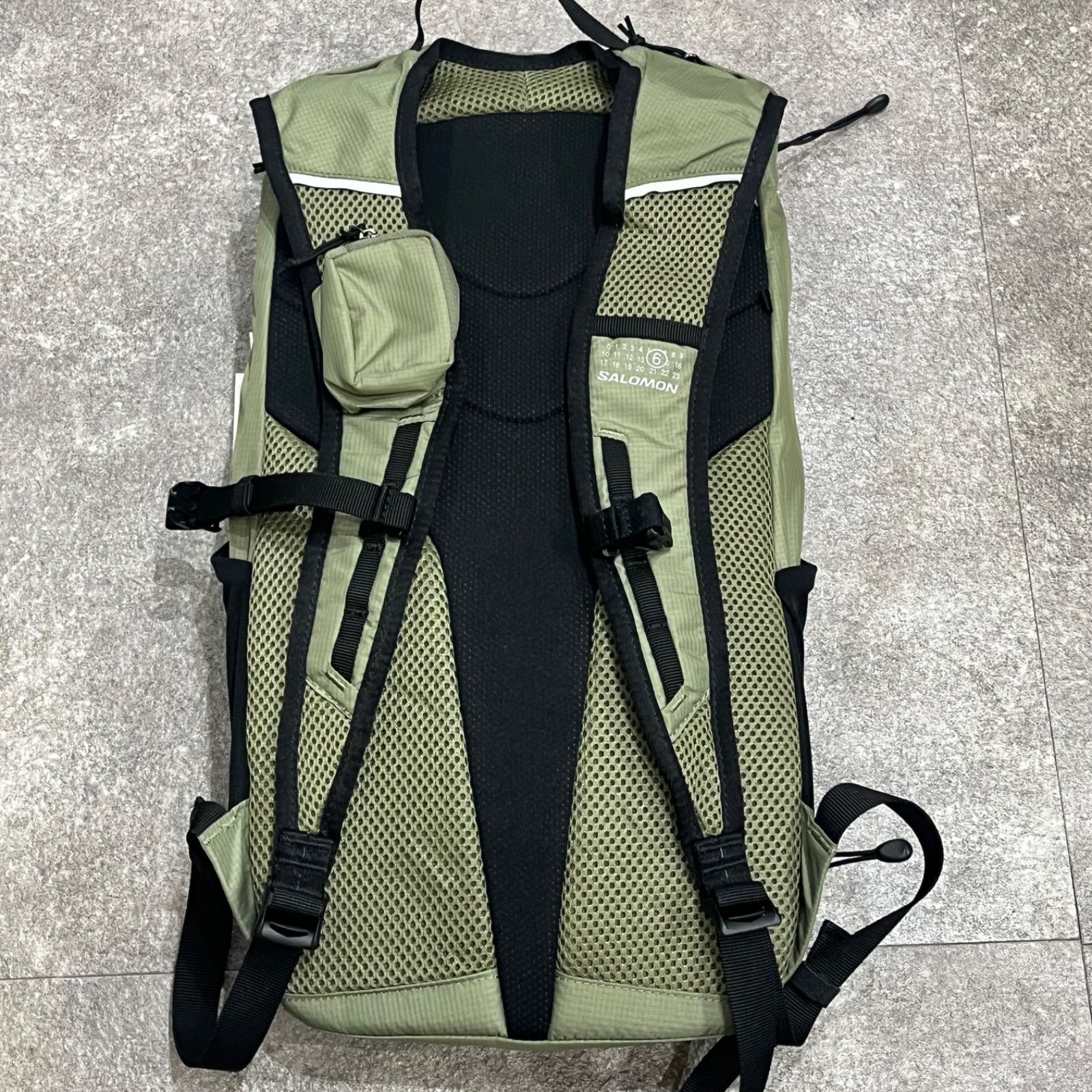 参考上代53900円 未使用品 MM6 x SALOMON バックパック コラボ