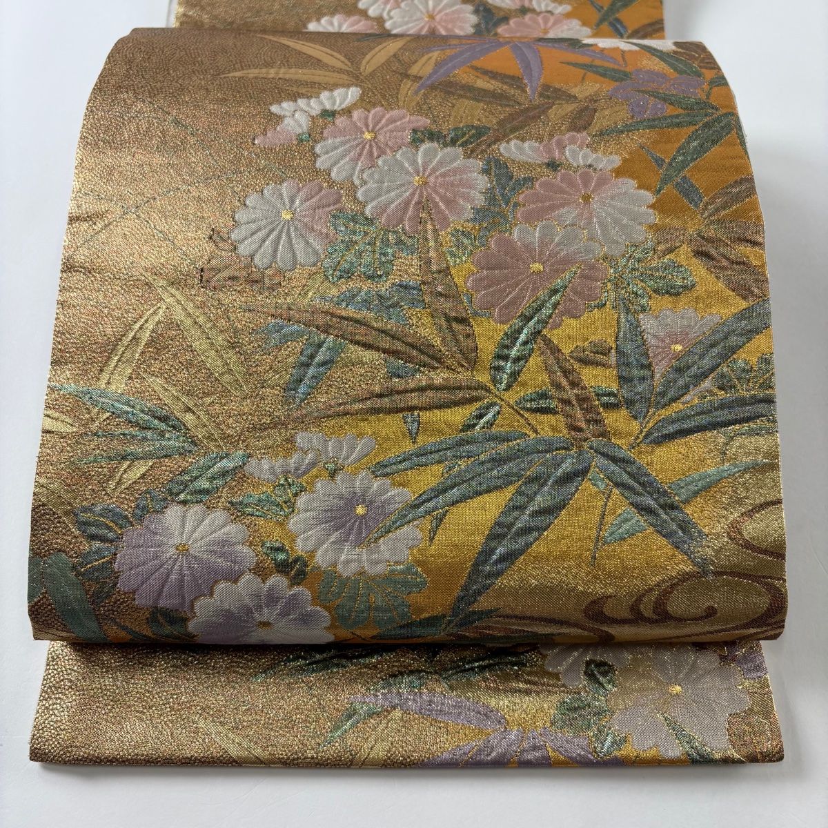 袋帯 美品 秀品 菊 笹 箔 金色 六通 正絹 【中古】 - メルカリ