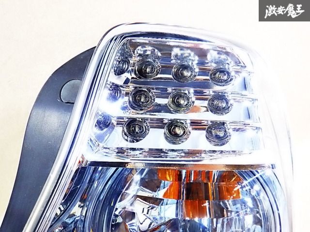 トヨタ純正 AZK10 サイ SAI LED テールライト テールランプ 右
