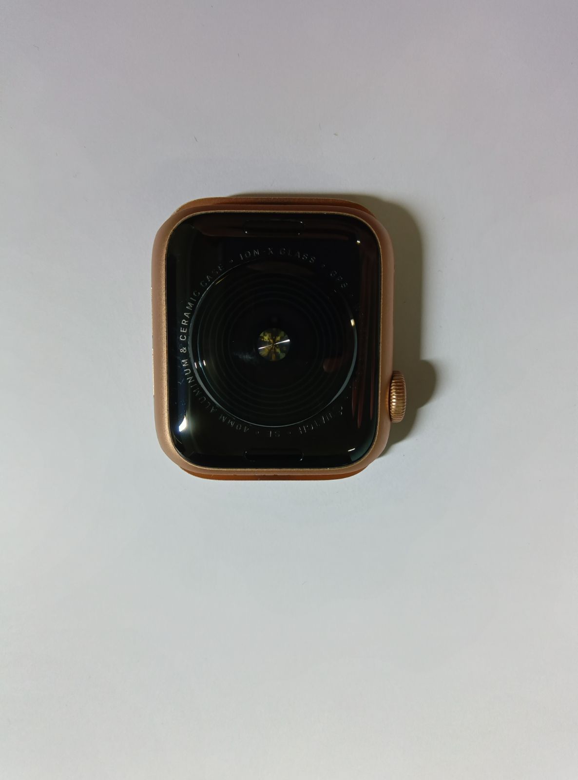 Apple Watch SE GPSモデル 40mm ゴールドアルミニウムケース STS Apple Watch SE GPSモデル 40mm ゴールドアルミニウムケース STS